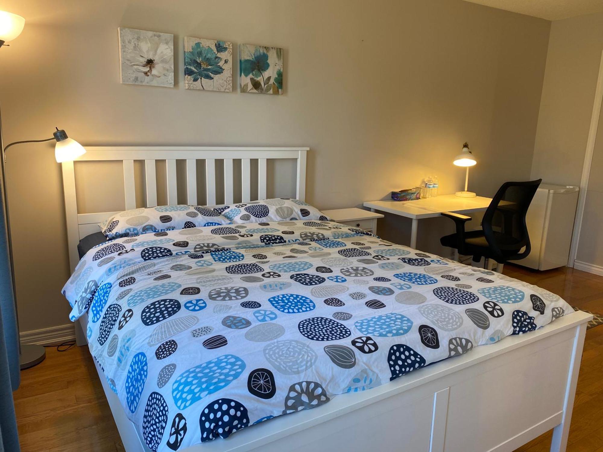 Comfort Rooms Near Toronto Airport Мисисага Стая снимка