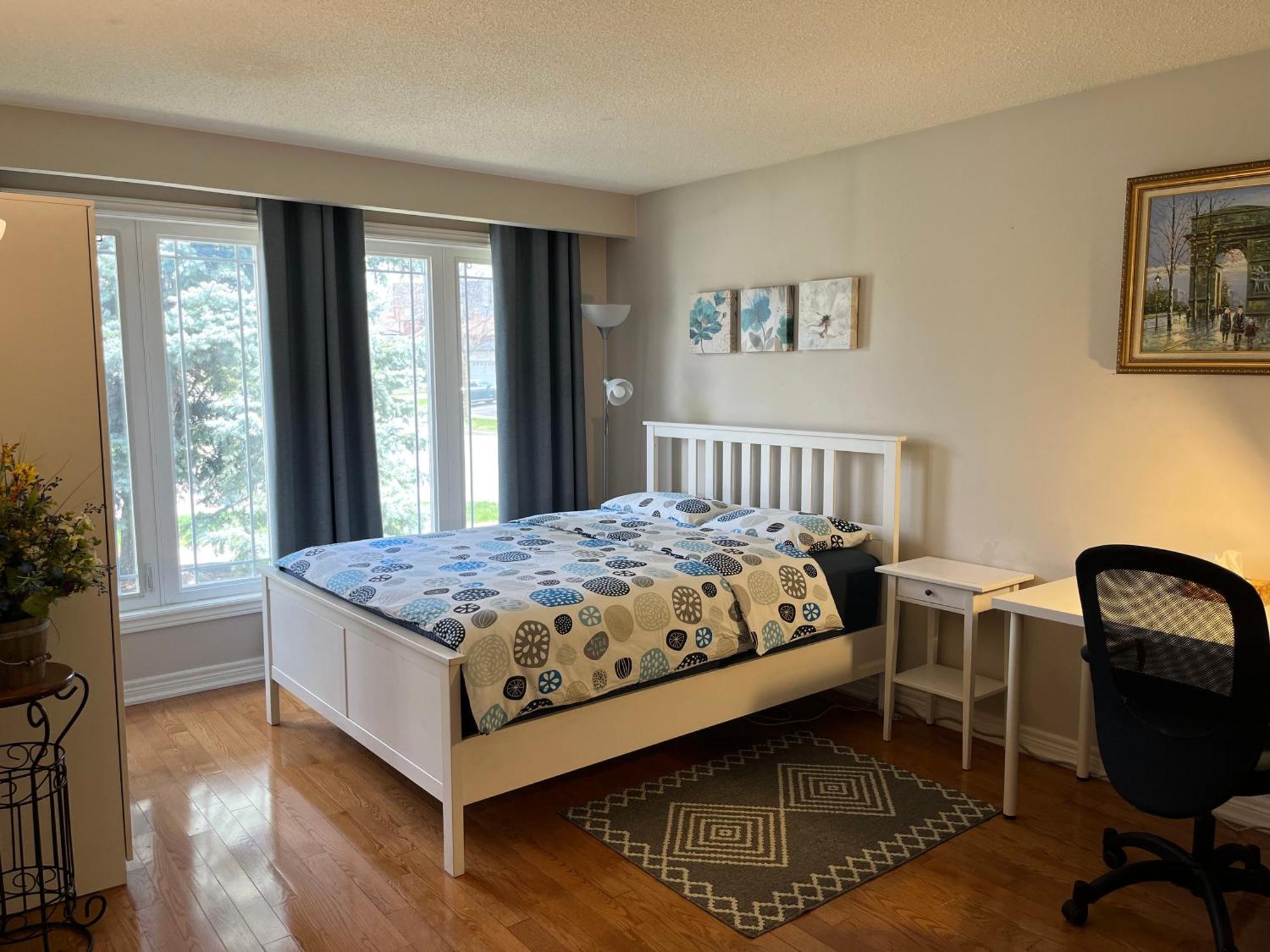 Comfort Rooms Near Toronto Airport Мисисага Стая снимка